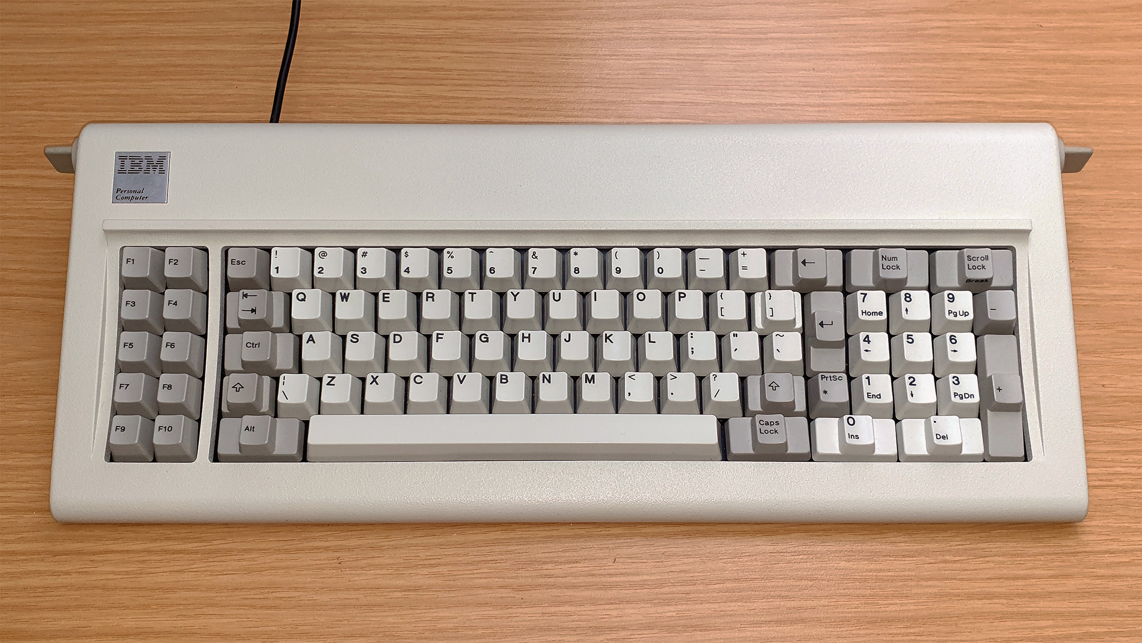 IBM Personal Computer Keyboard<a class='source-link' href='/wiki?id=modelf#Sources'><sup>[ASK]</sup></a>