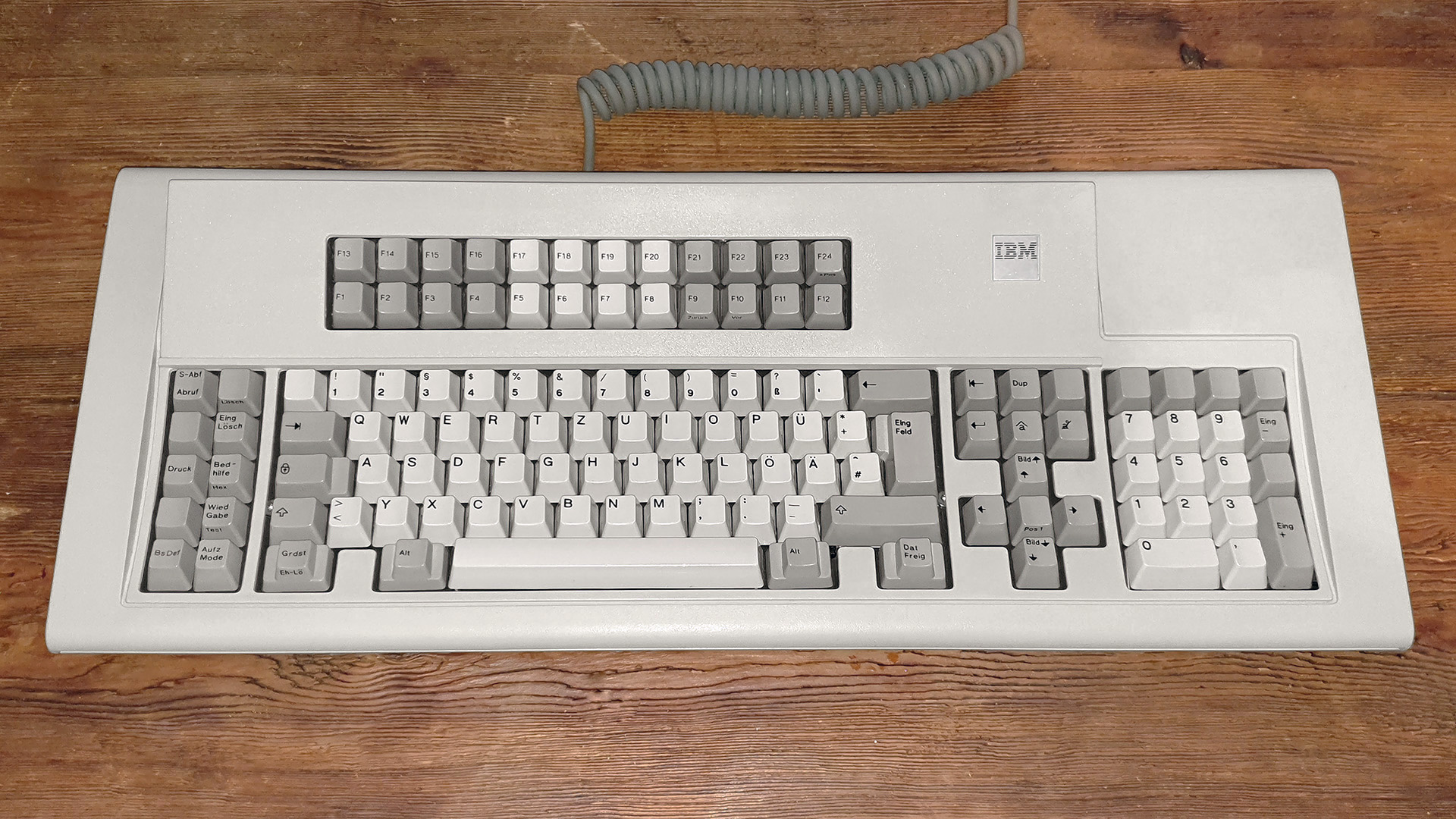 IBM 3180 Display Station Keyboard Element