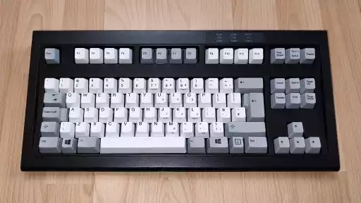 A photo of a Unicomp Mini Model M