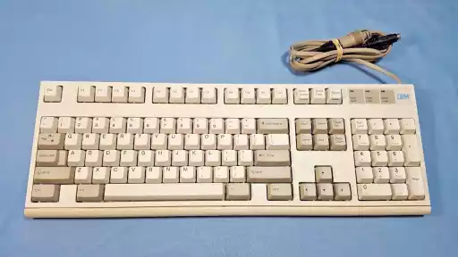 A photo of an IBM Easy OPTIONS 101-Key Extended Keyboard